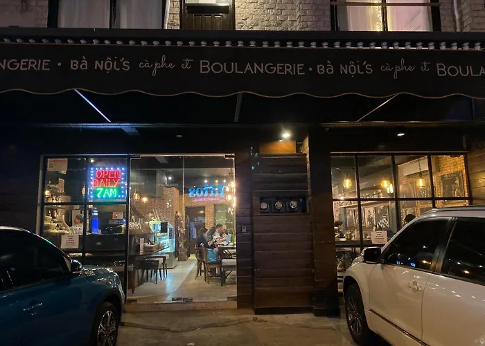 Ba Noi's Kapitolyo B&B *